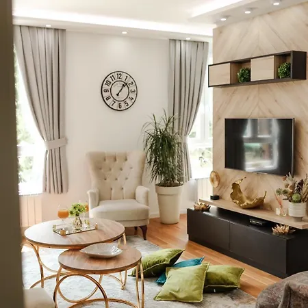 Fontana 1 Free Parking Апартаменты