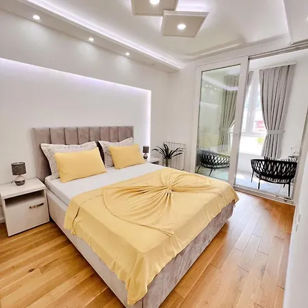 Fontana 1 Free Parking 아파트 투즐라