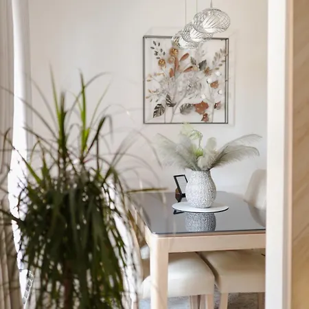 Fontana 1 Free Parking 아파트