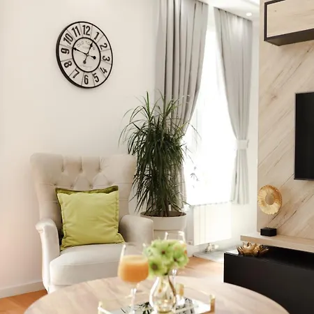 Fontana 1 Free Parking Апартаменты Тузла