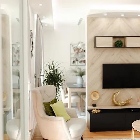 Апартаменты Fontana 1 Free Parking *