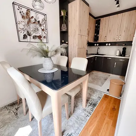 Fontana 1 Free Parking * 투즐라